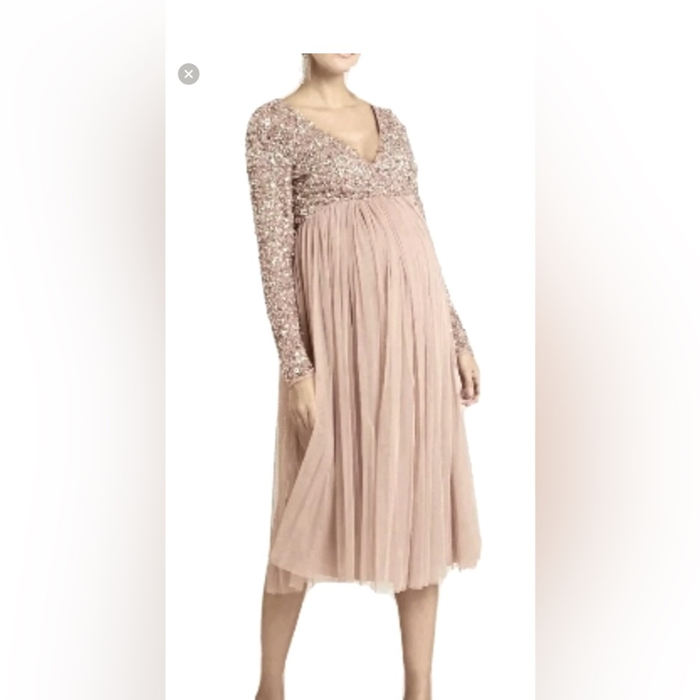 Elegant Sequin and Tulle Maternity Dress